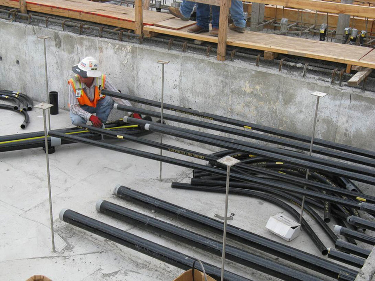 FRP conduit bundle