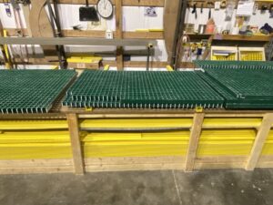 Green molded FRP fiberglass grating panels